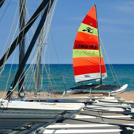 Mar F 102 *